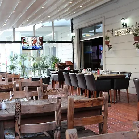 Pasha Hotel Otel 3*